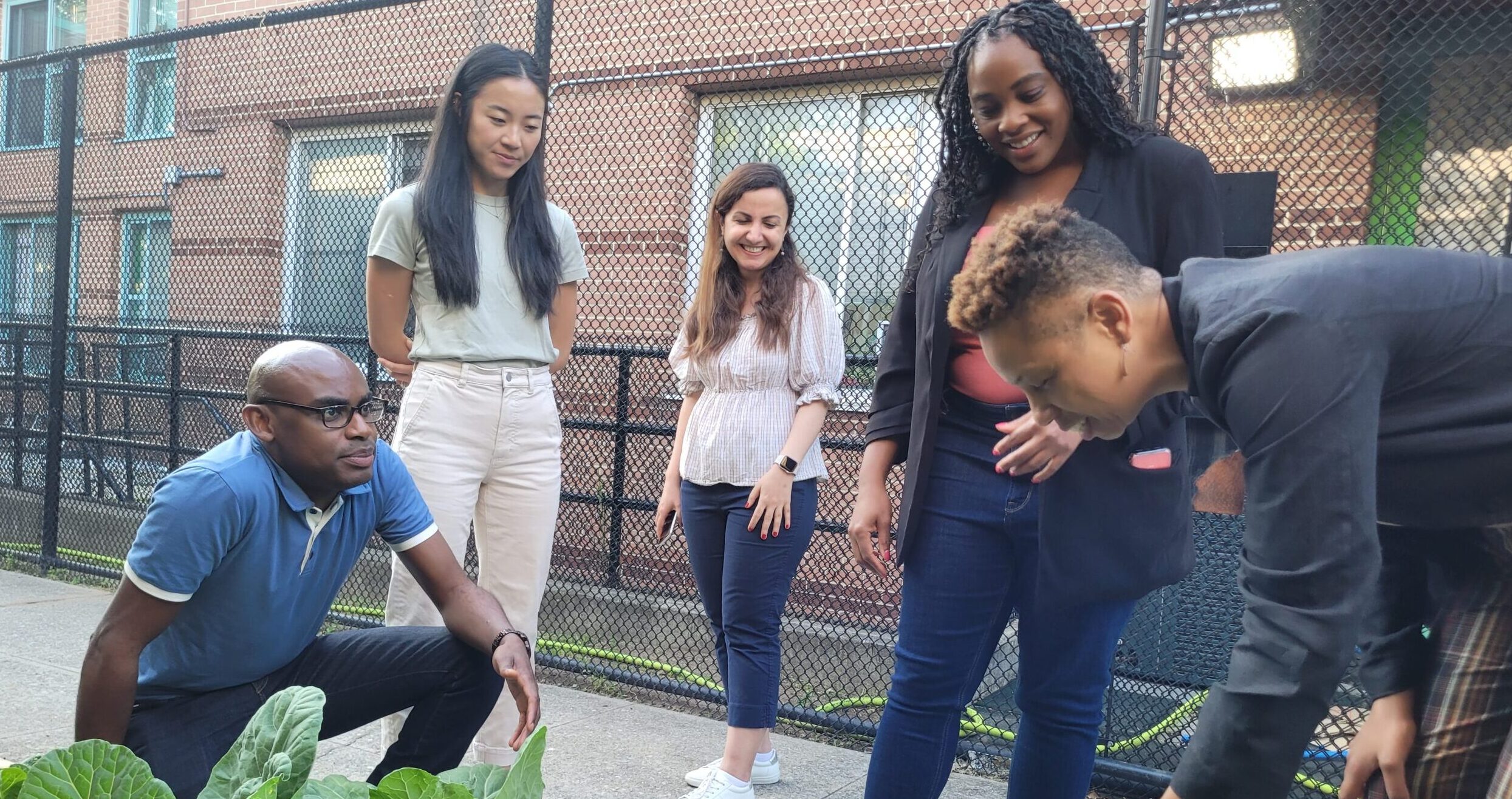 Students work with NYC communities during summer fellowship